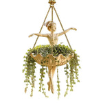 cache pot suspendu sculpture ballerine dansante beige doré chaînes métalliques art décoratif plantes vertes