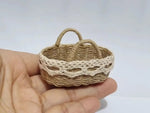 miniature panier osier rustique accessoires maison poupée décoration rangement paille naturel artisanal