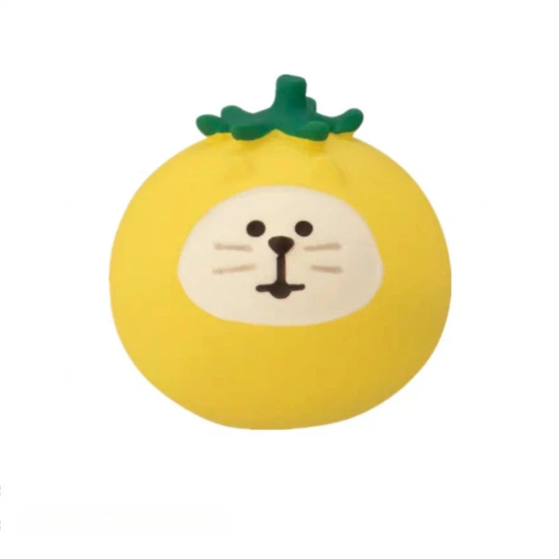 jouets légumes animés couleurs vives cartoon visage expressif décoration étagère chambre enfants adolescents