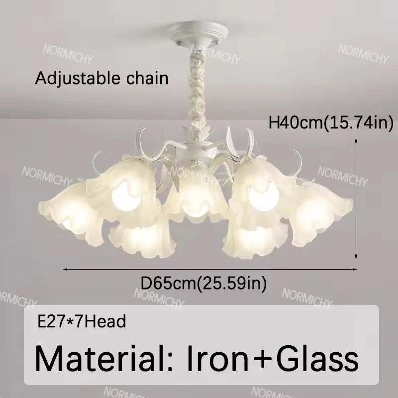 lampe suspendue fleur blanche classique romantique translucide chaines ampoules