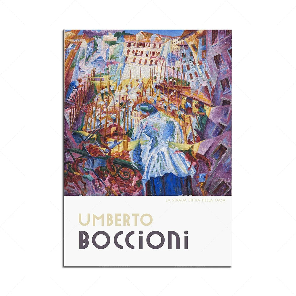 Cette image représente une œuvre de l'artiste italien Umberto Boccioni, montrant une scène urbaine animée dans un style expressionniste.