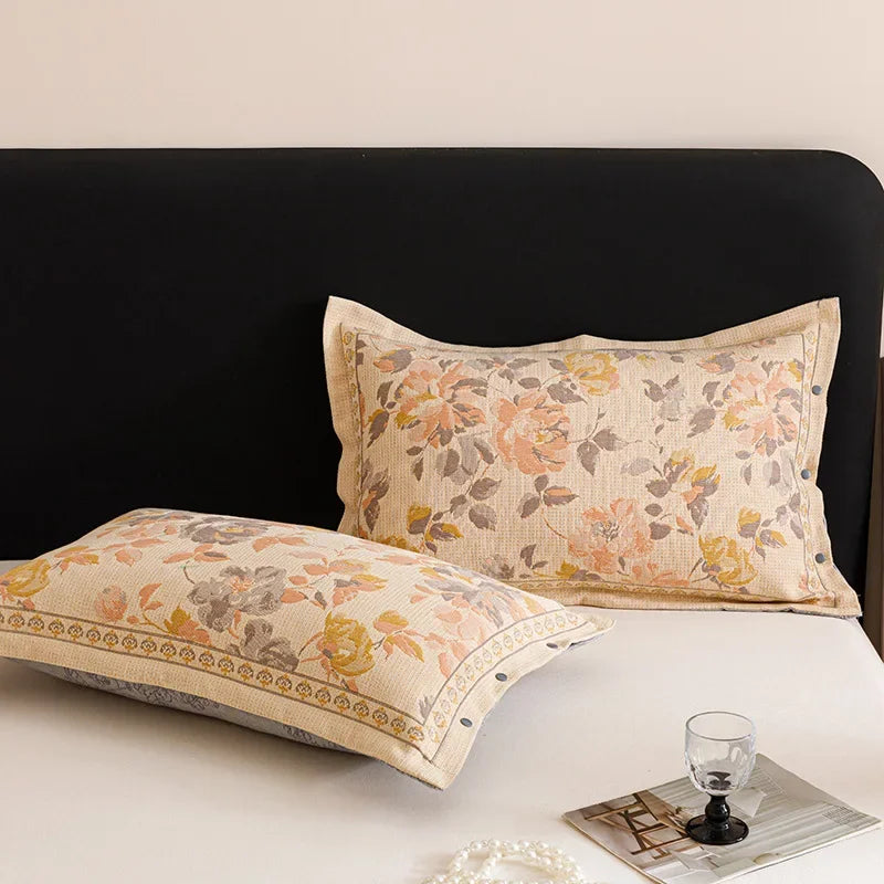 taies d'oreiller jacquard coton motif floral blanc rouge vert gris traditionnel lit maison