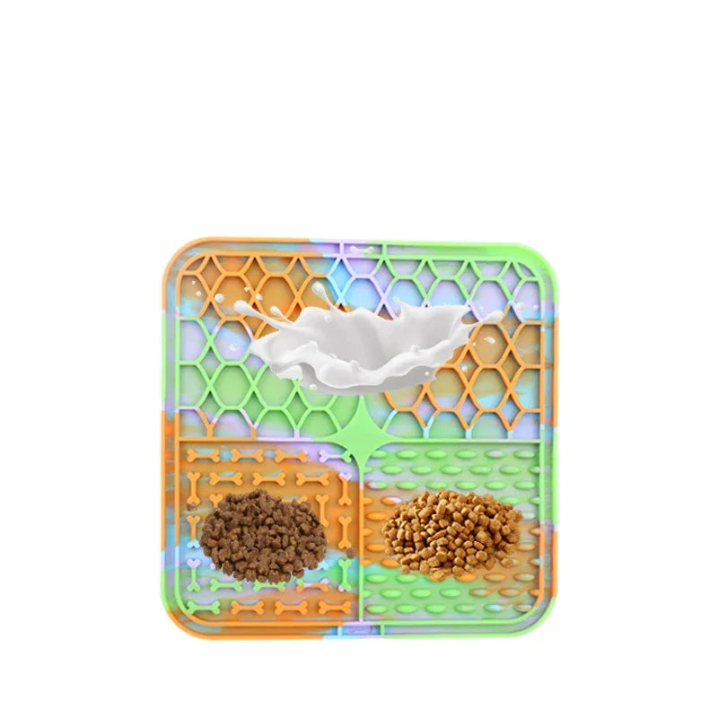 tapis jeu chien orange bleu vert gris texture nid d'abeille moderne distractive grains maïs