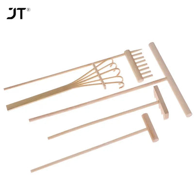 Mini râteau en bambou pour jardin Zen sur table de méditation