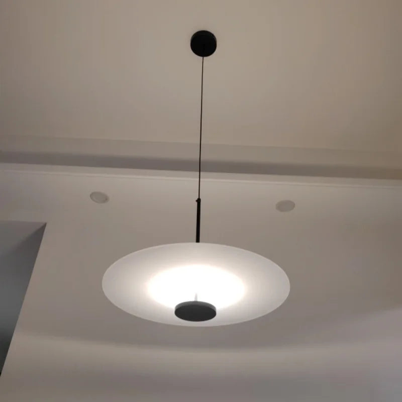 lampe suspendue moderne minimaliste noir blanc câble douille led 10mètres carrés interrupteur bouton