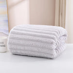 serviette bain rapide absorbante lavable machine rayée moderne blanche rose gris bleuclair