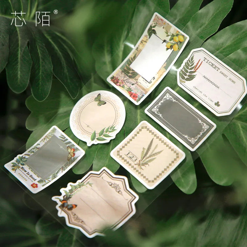 étiquettes autocollantes vintage fleurs papillons motifs géométriques beige marron vert rose noir blanc