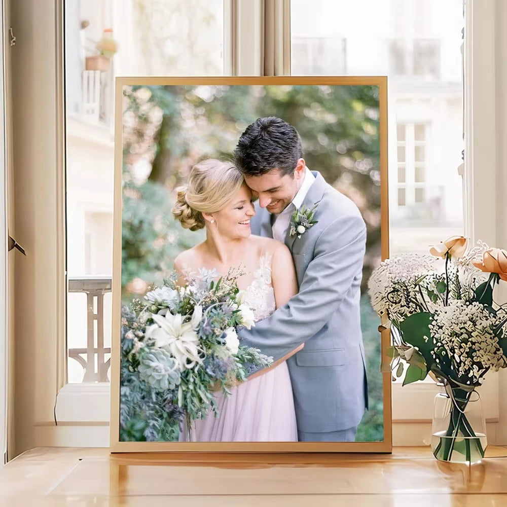 posters personnalisables haute qualité blanc rouge noir moderne cadre doré bouquets livres tapis canapé