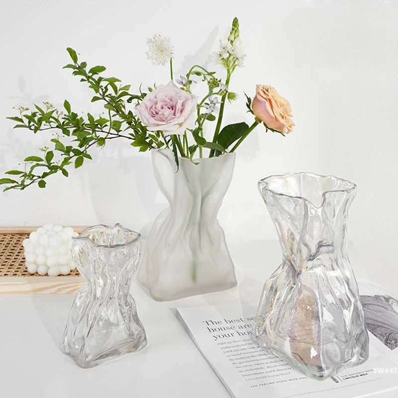 vase transparent verre texturé moderne intérieur décoration florale artificielle minimaliste table accueil