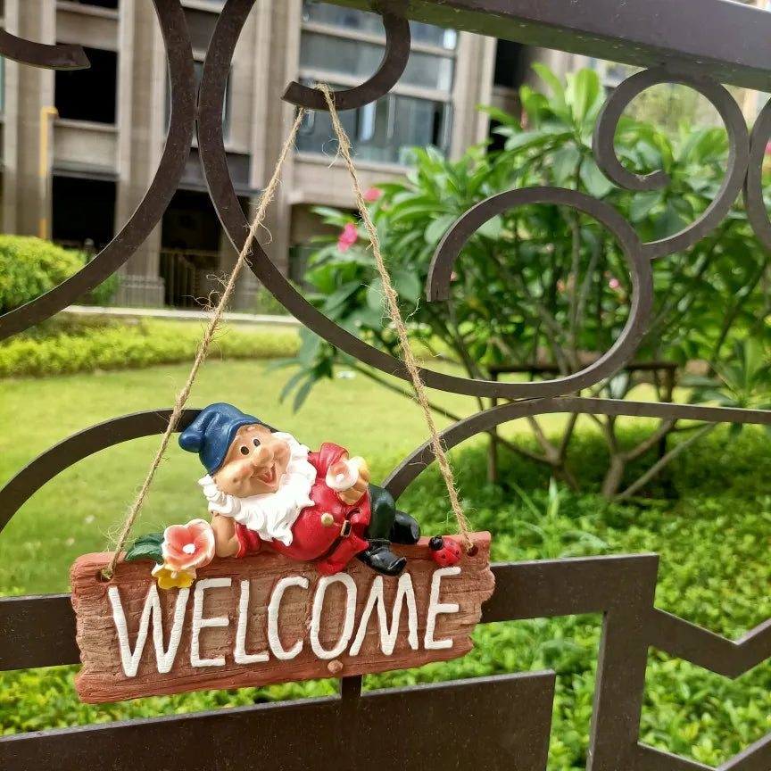 décoration intérieure extérieure poupée jardin gnome résine verte rouge bleue noire blanche classique hamac