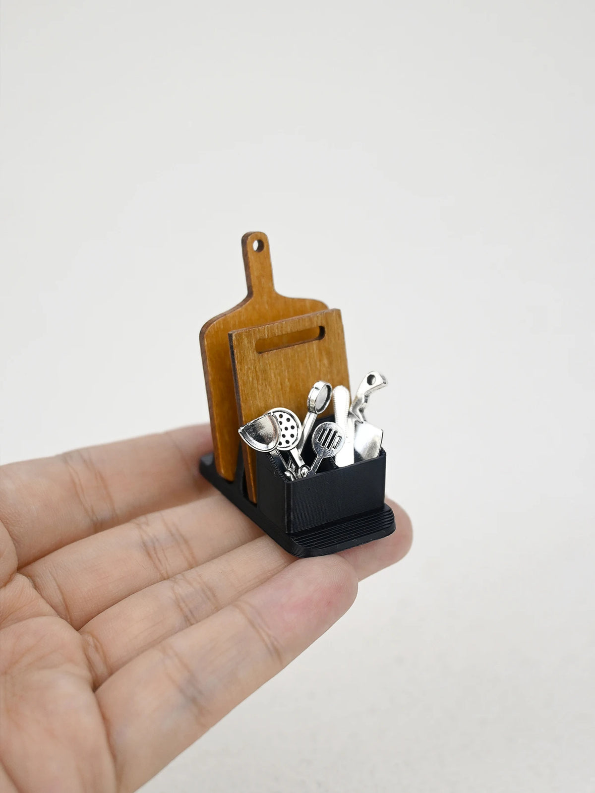 ensemble couteaux cuisine miniature noir texture bois moderne minimaliste