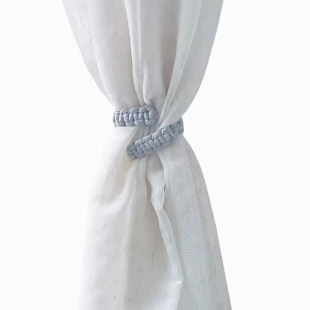 anneaux rideau tressés main nœuds torsadés beige gris blanc créatif artisanal opaques salon