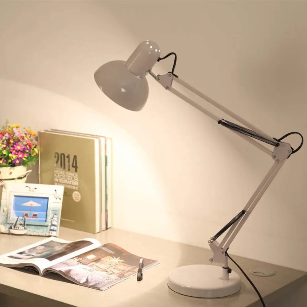 lampe moderne articulée noir blanc flux lumineux faible clip table flexible étude chambre