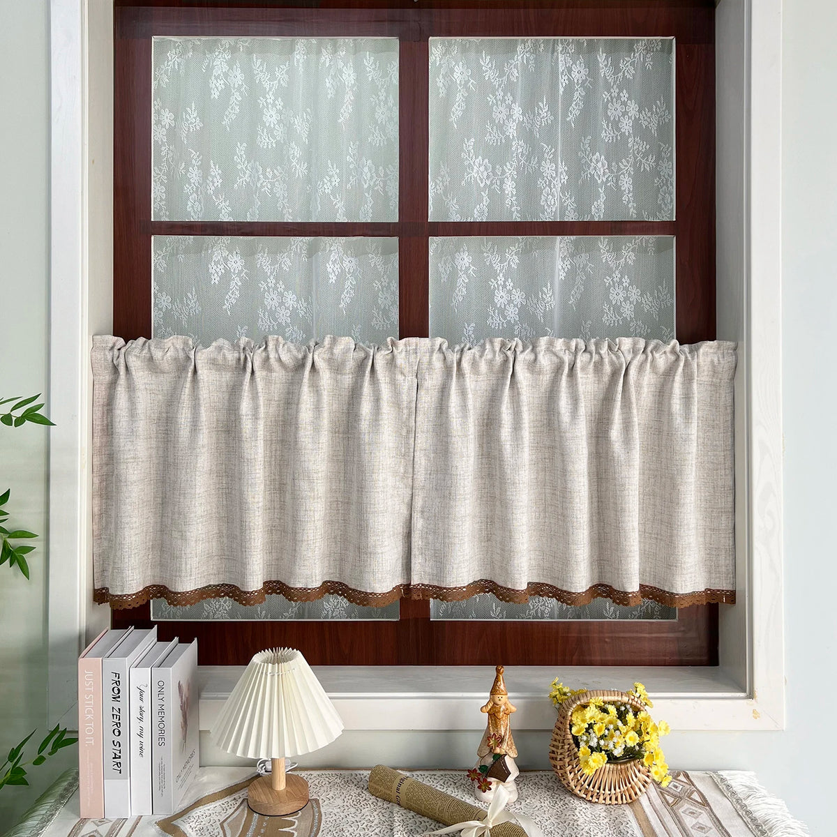 rideau décoration cuisine moderne beige clair tissu polyester motif tissage simple rustique fixations invisibles