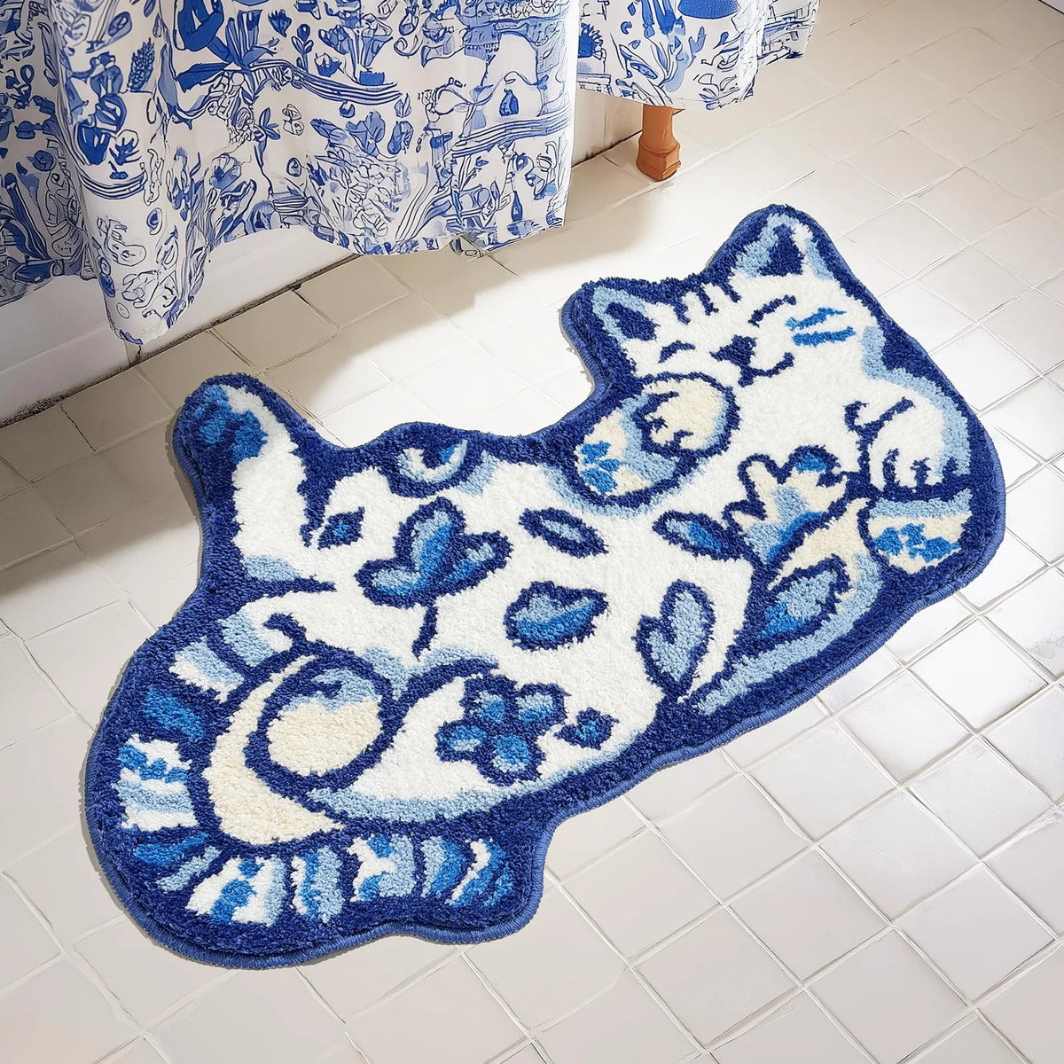 tapis bain antidérapant chat blanc bleu motifs floraux doux décoratif chambre enfant moderne