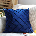 coussins carrés velours géométrique rose pâle gris bleu marine jaune bleu blanc contemporains