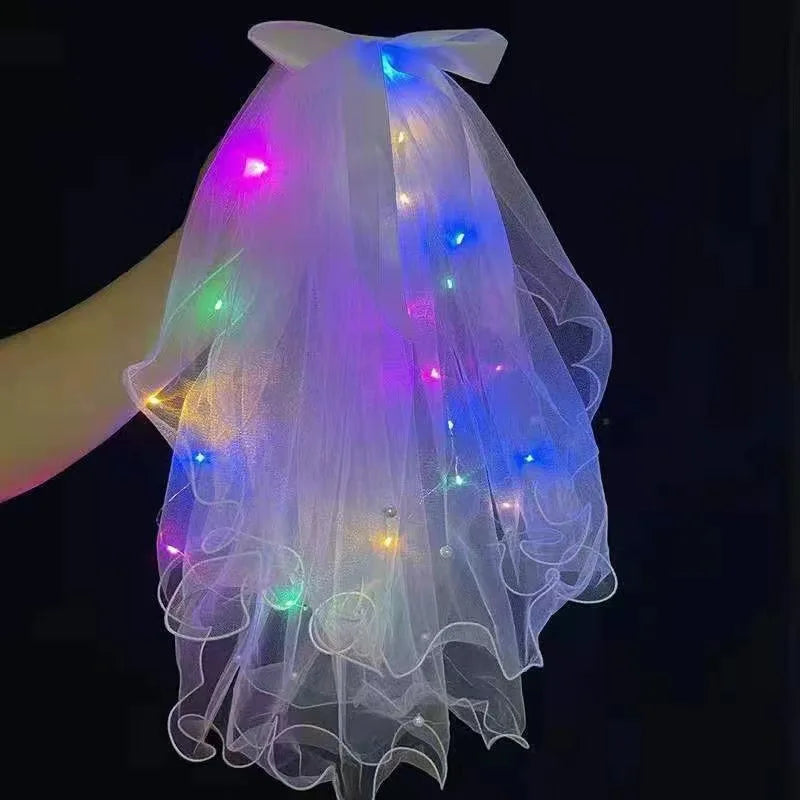 voile mariage lumineux blanc plumes élégant festif clips tulle lumière led 24h bridal shower