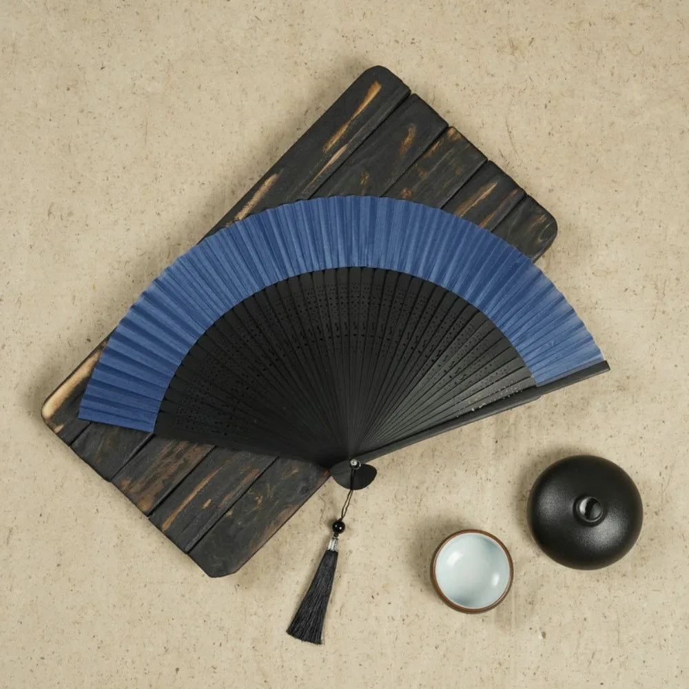 éventail traditionnel noir beige vert bleu rayures horizontales clips tassel bambou tissu opacité