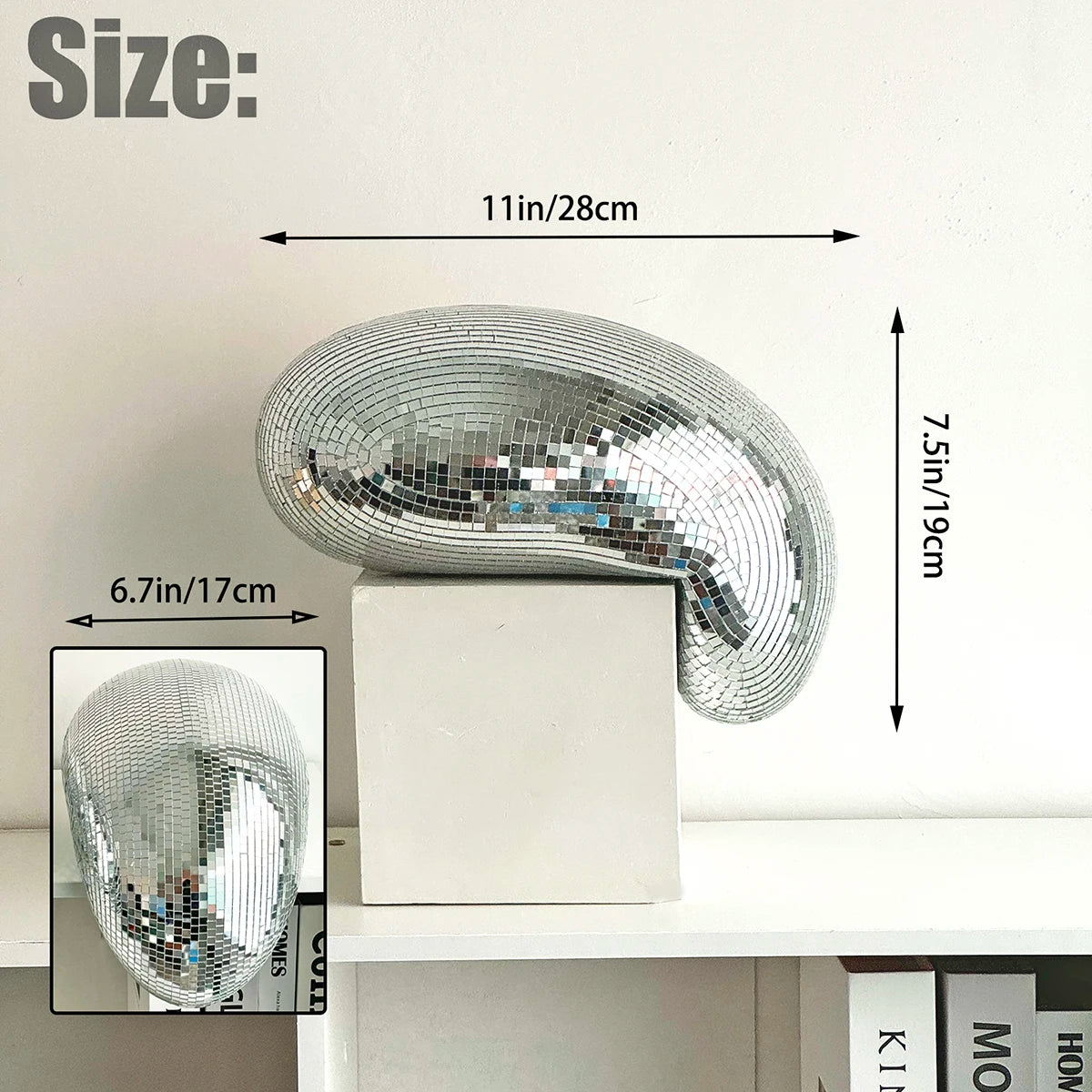 décoration intérieure boule miroir argentée moderne effet mosaïque brillant disco ball
