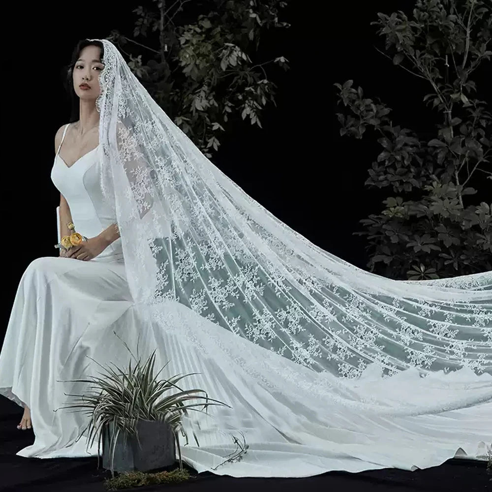 voile mariée dentelle transparent femme classique élégant romantique blanc jaune fleurs