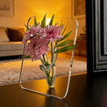 vase transparent moderne cadre photo décoration intérieure étagères fleurs roses rouges