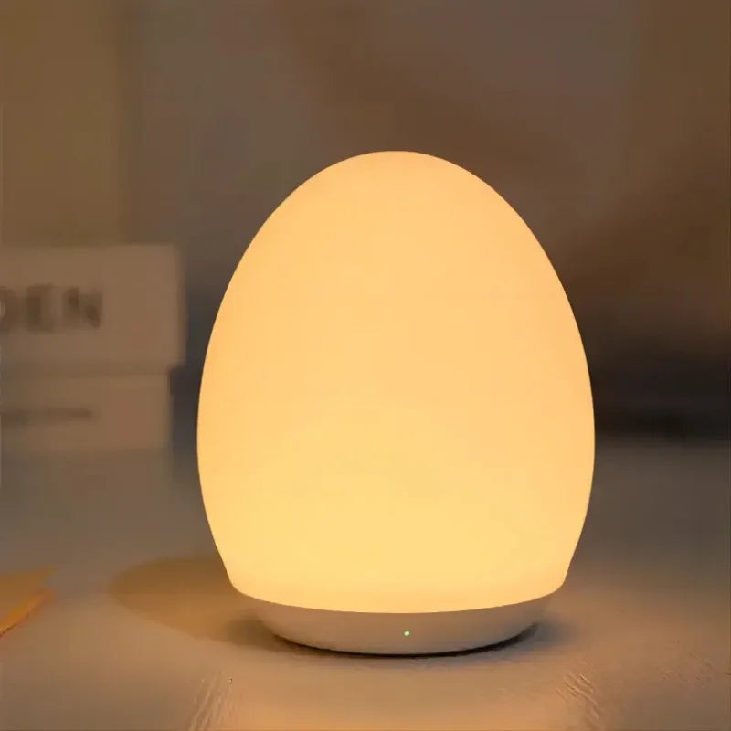 Détail de la forme ovale et design de la lampe LED