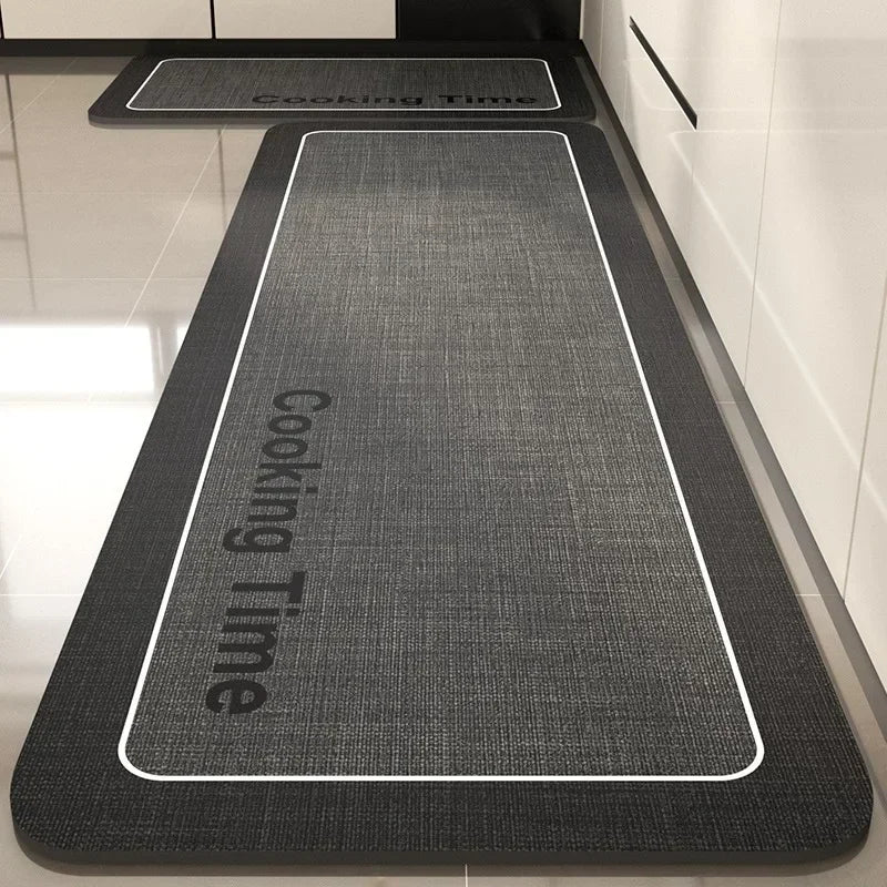 Tapis texturé noir et blanc avec l'inscription "Cooking Time" au centre.