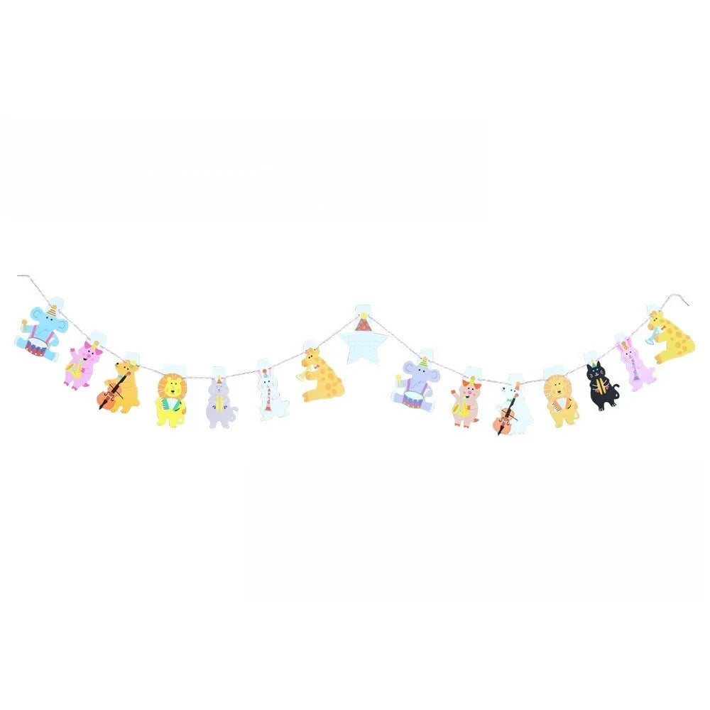 guirlande fête multicolore animaux mignons instruments papier étoile ruban pois scène rideaux enfants