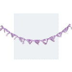 guirlande rubans satinés crème rose pâle noir bleu clair motifs floraux décoration élégante occasion