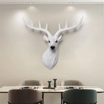 décoration murale tête cerf résine blanche dorée moderne fixations murales incluses