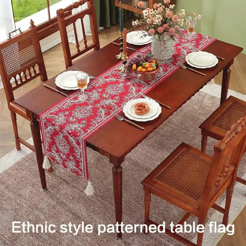 drapeau table ethnique floral brodé rouge marron bleu marine opaque noël