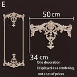 ornement mural bois blanc sculpture baroque fleurs motif classique décoration maison ancien décor