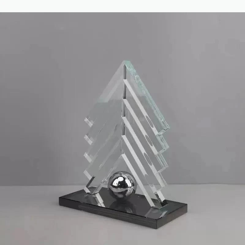 décoration intérieure moderne sculpture transparente noire argentée minimaliste