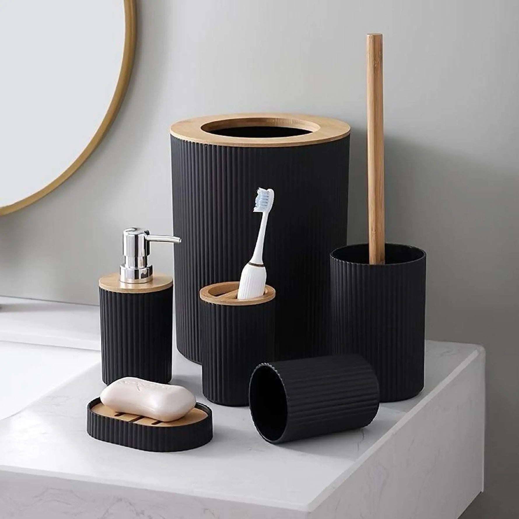 Ensemble accessoires salle de bain moderne 7 pièces vue d'ensemble