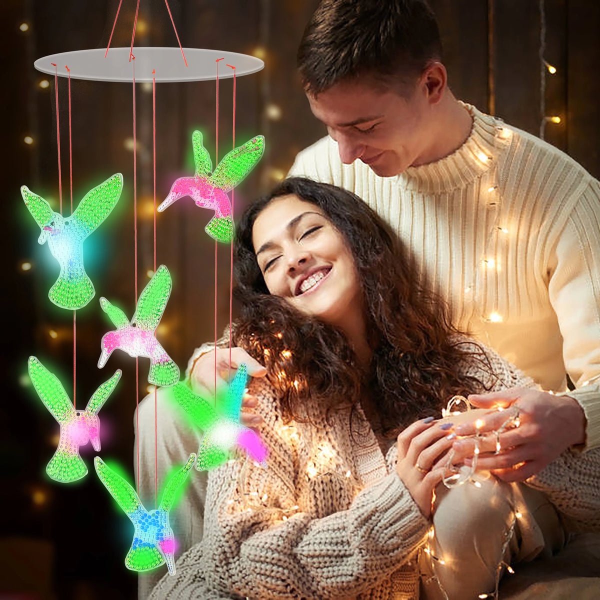 décoration fenêtre mobile oiseaux colibri strass lumineux artisanal vert rose bleu