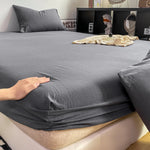housse lit marron clair unie légèrement texturée moderne élastiques adultes lit double queen king
