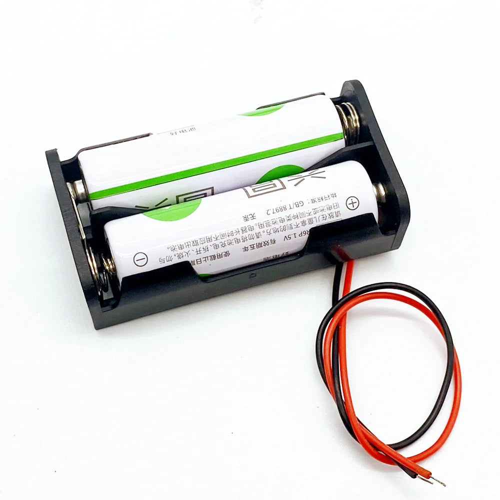 boîtes rangement batteries 18650 AA noires clips pratiques emplacements multiples