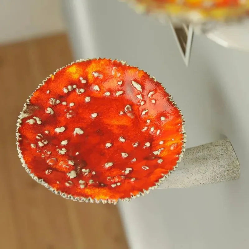 décorations murales champignons rouge blanc orange gris bougies parfum savon texture écorce rustique