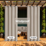 Rideau d'extérieur blanc coupe-vent installé sur une pergola