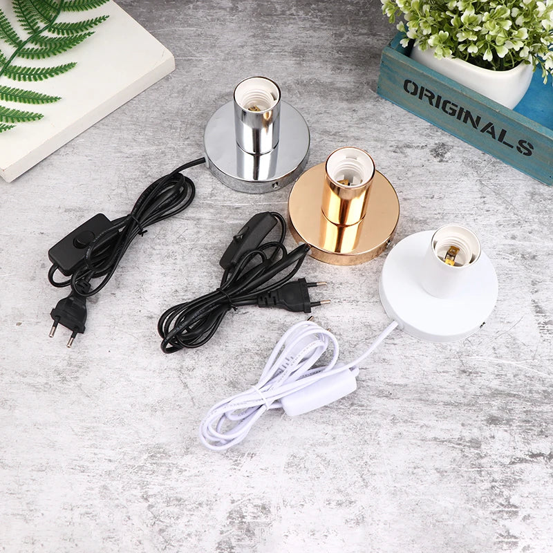 support lampe moderne câble électrique interrupteur noir doré blanc métal lisse