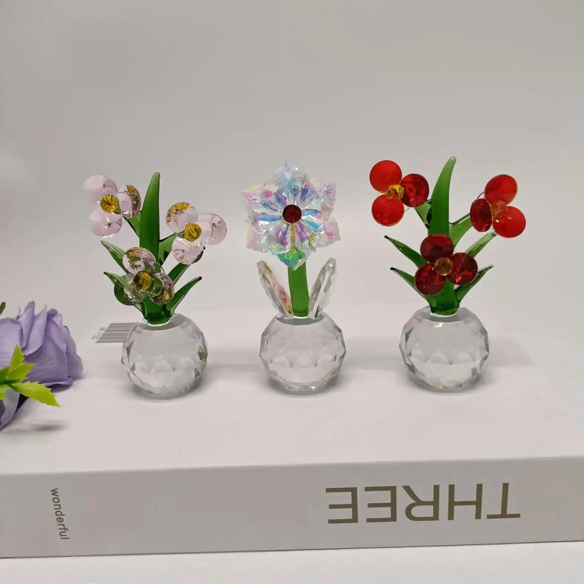 bouquet fleurs artificielles verre plastique moderne rouge blanc vert bleu violet