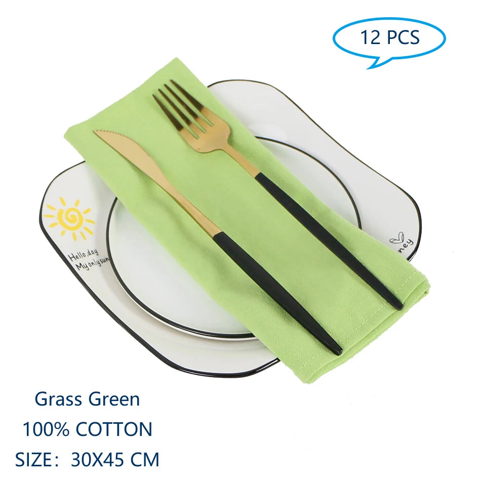Serviettes de table vertes en coton de 30 x 45 cm, lot de 12, idéales pour les repas et les fêtes.