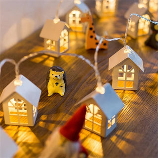 guirlande lumineuse noel maisonnette animaux figurines rouge blanche bois festive