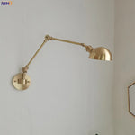 lampe murale industrielle dorée lisse fixée mur interrupteur câble électrique moderne cuisine chambre