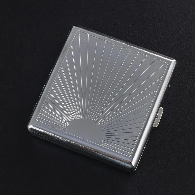 boîtes cigarettes argentées émaillées motifs floraux géométriques pliables contenant cigarettes classiques
