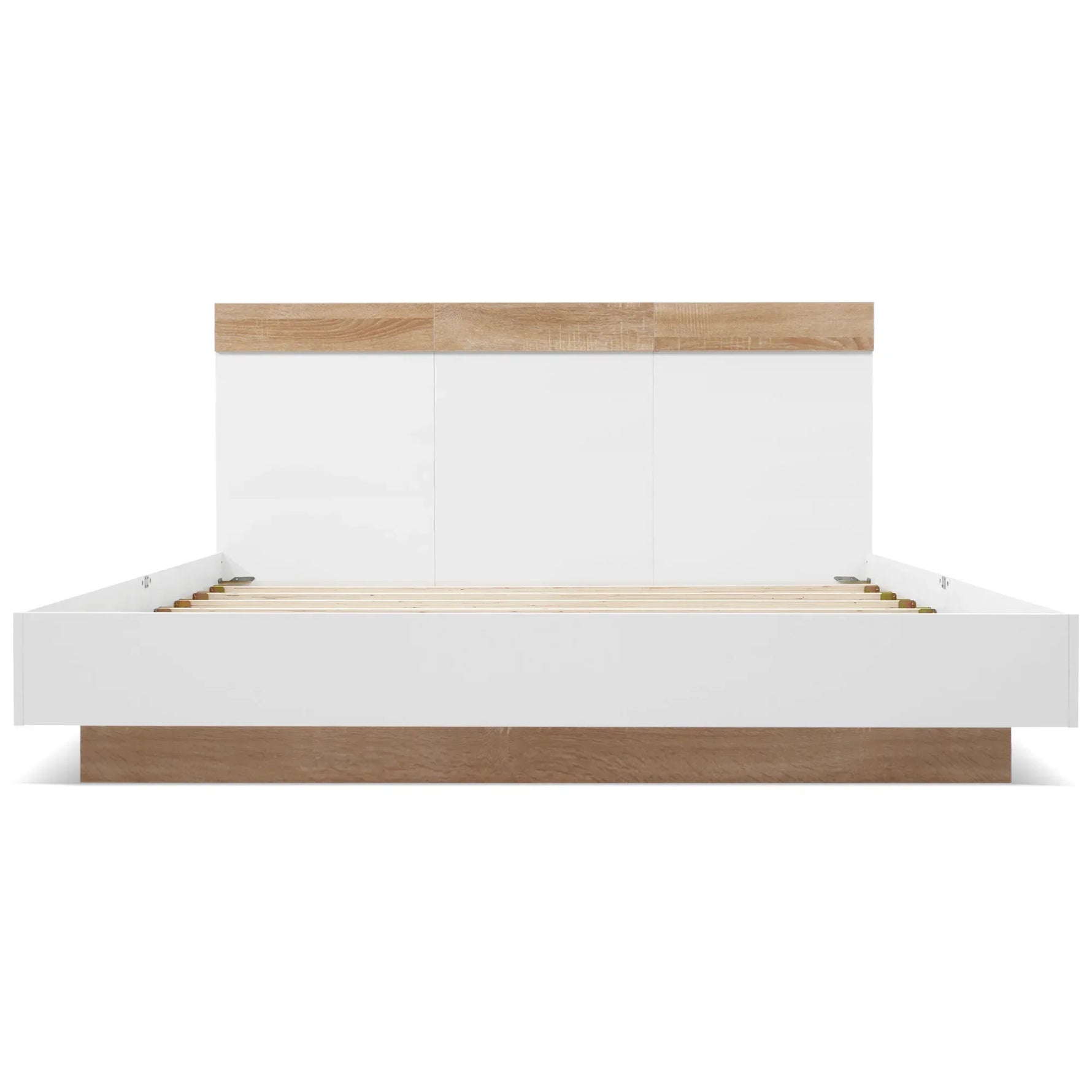 Lit assemblé avec sommier à lattes visible sous le matelas (non inclus)