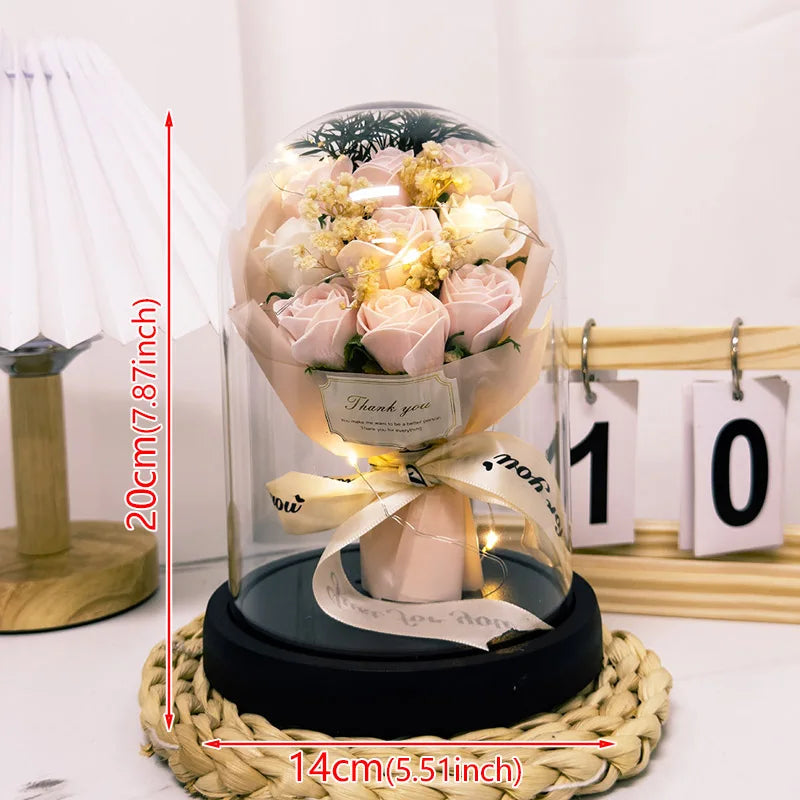bouquet roses stabilisées cloche verre noir rose bleu violet romantiqueintérieur decorationévénement mariage