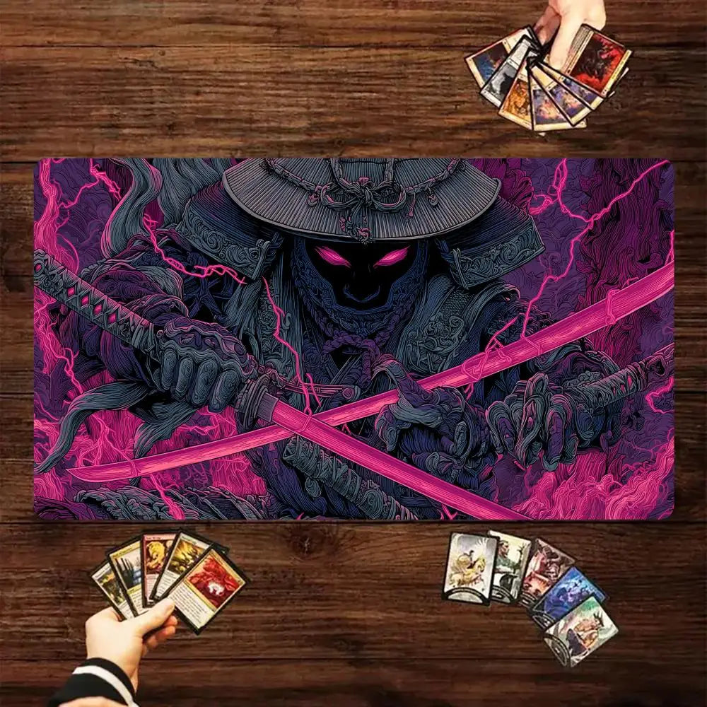 tapis jeu cartes magiques motif samouraï paysage fantastique violet rose noir blanc artistique