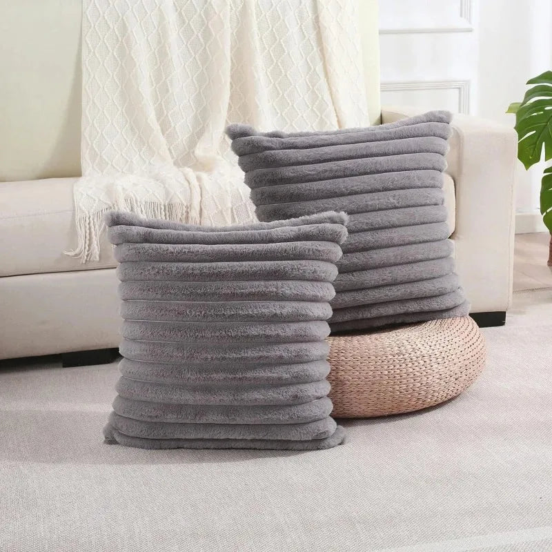 housse coussin carrée fausse fourrure polyester coton rayures horizontales teint uni beige gris rose