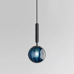 Lampes suspendues modernes verre coloré bleu rouge ambre blanc gris doré noir minimaliste